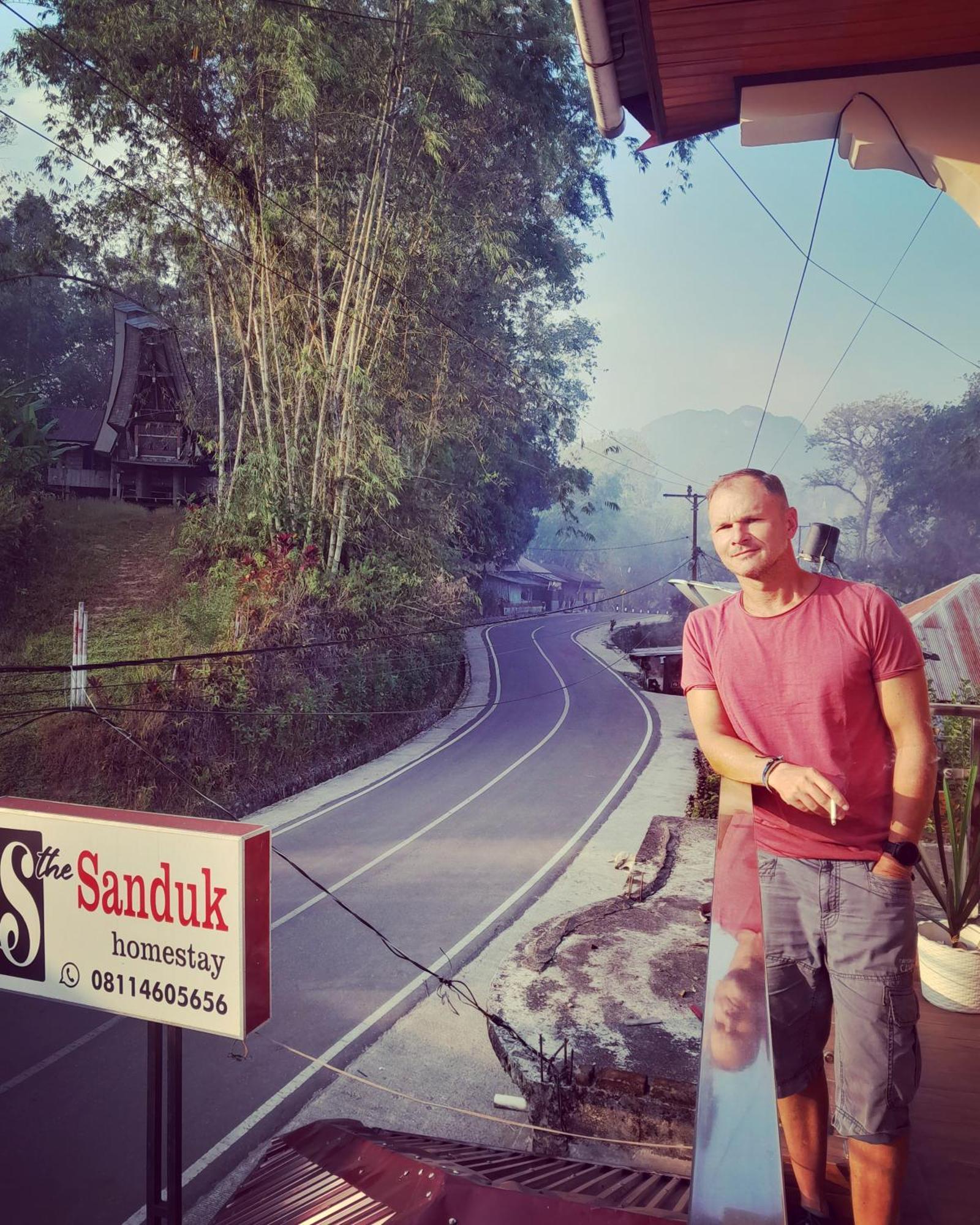 The Sanduk Homestay Rantepao Exterior foto